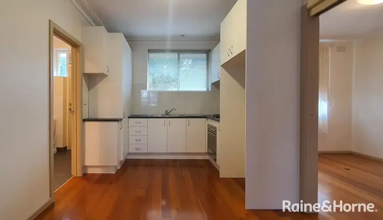 Fifth view of Homely unit listing, 2/1 Thomas Street, St Albans VIC 3021
