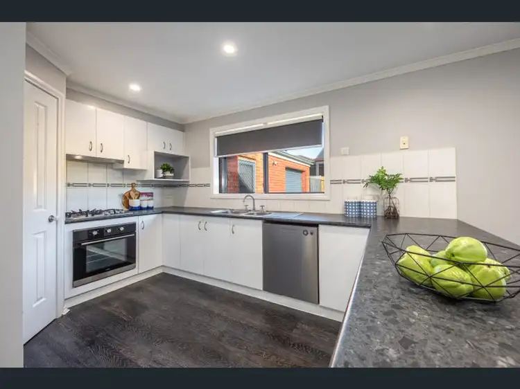 Fifth view of Homely house listing, 2 Sweep Court, Sunbury VIC 3429