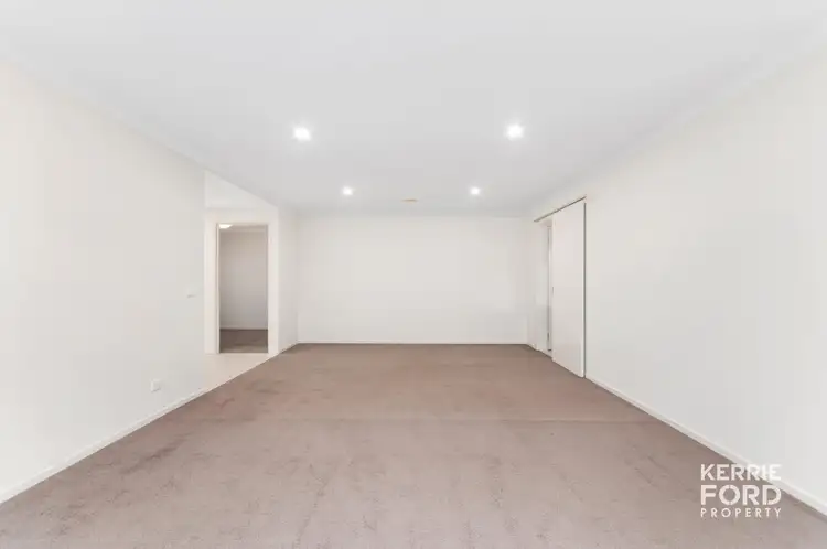 Fifth view of Homely house listing, 20 Huntingfield Close, Traralgon VIC 3844