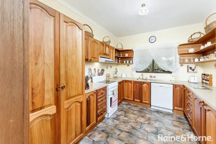 Fifth view of Homely house listing, 6 Borrett Court, Strathalbyn SA 5255
