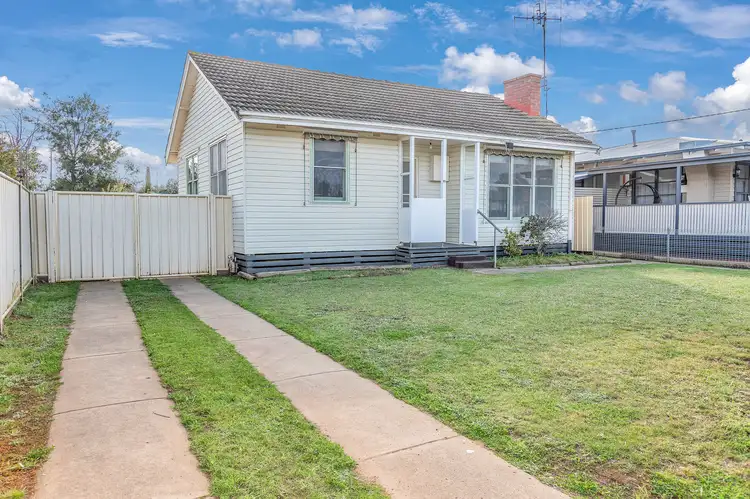 Main view of Homely house listing, 21 Garden Crescent, Echuca VIC 3564