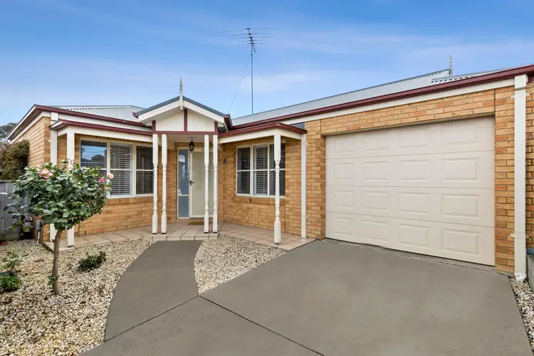 2/100 Kensington Road, Leopold VIC 3224