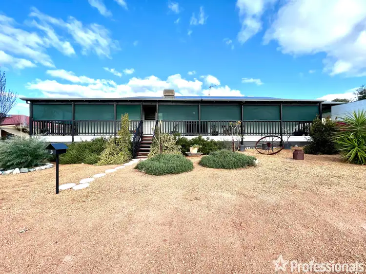 Second view of Homely house listing, 3 Oakover Place, Northam WA 6401