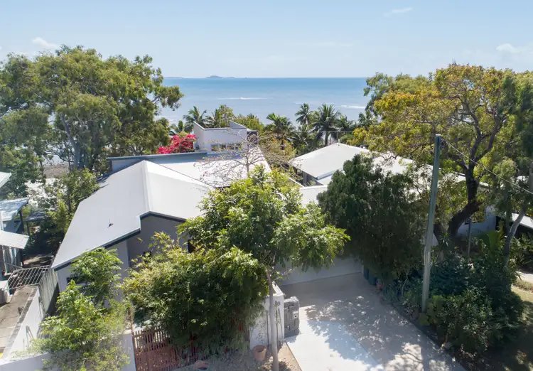 Second view of Homely house listing, 8 Snipe Street, Slade Point QLD 4740