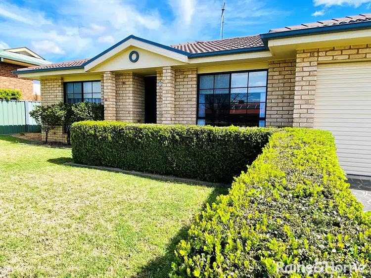 6 Alder Avenue, Parkes NSW 2870