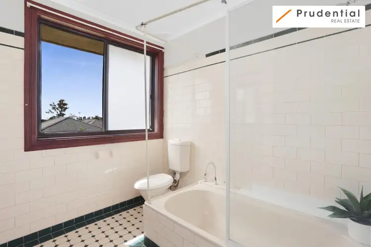 Fourth view of Homely house listing, 11 Brial Place, Minto NSW 2566