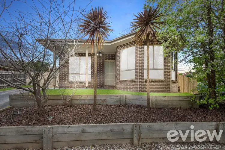 23 Riviera Drive, Pakenham VIC 3810