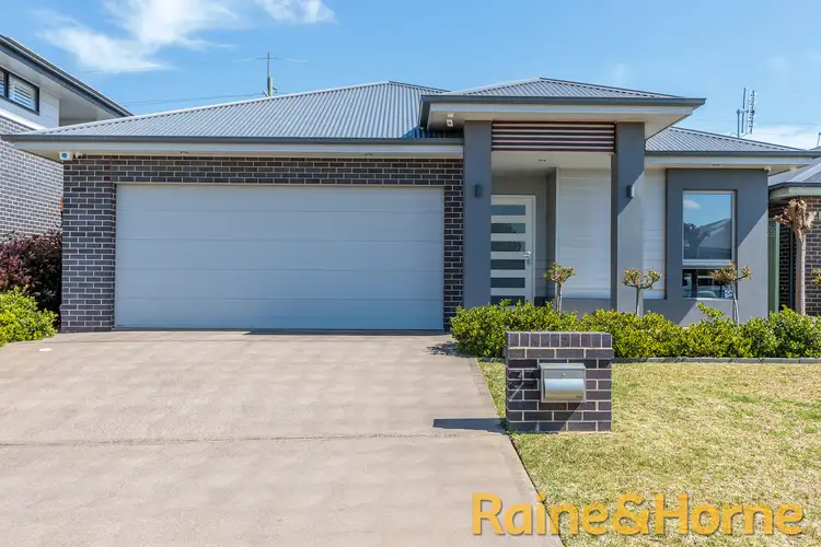 33 Amadeus Avenue, Dubbo NSW 2830