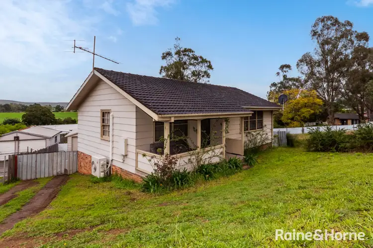 8 Tarakan Avenue, Muswellbrook NSW 2333