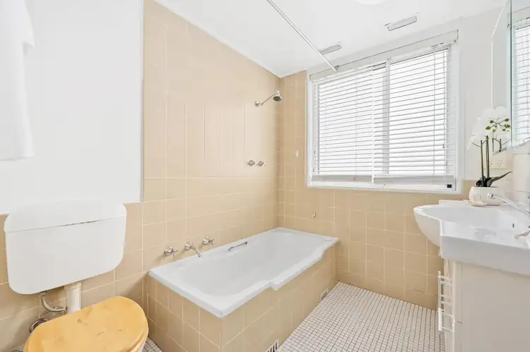 Sixth view of Homely apartment listing, 4/30 Kareela Road, Cremorne Point NSW 2090
