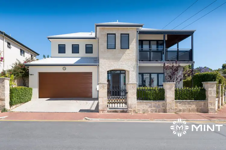 1 Coolgardie Avenue, East Fremantle WA 6158