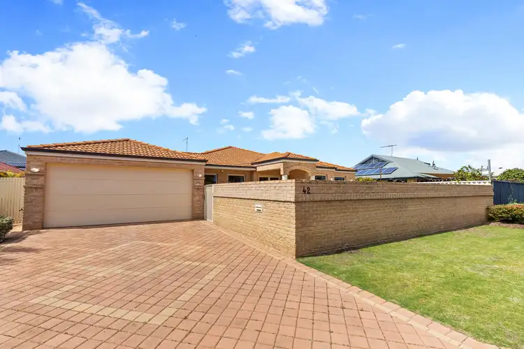 42 Pennlake Drive, Spearwood WA 6163