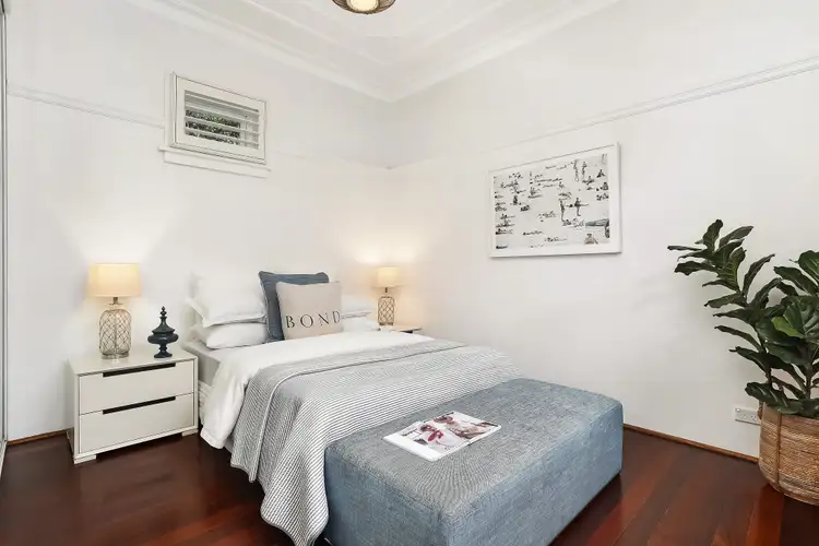 Fifth view of Homely apartment listing, 3/12 Hastings Parade, North Bondi NSW 2026