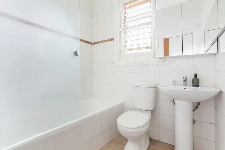 Sixth view of Homely apartment listing, 3/12 Hastings Parade, North Bondi NSW 2026