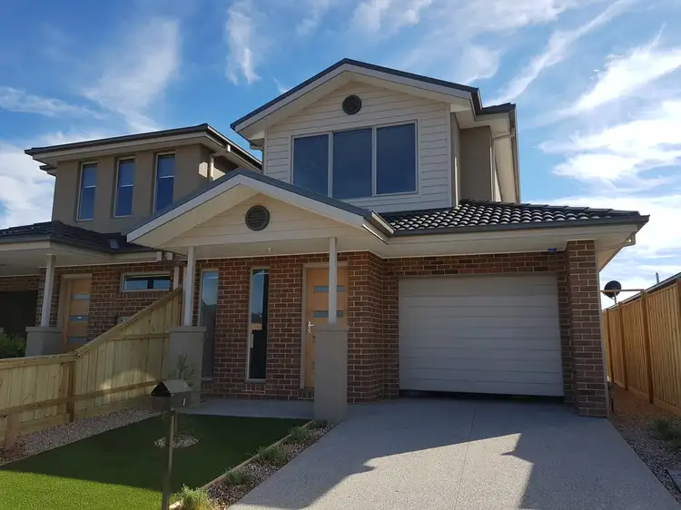 3 Lockwood Court