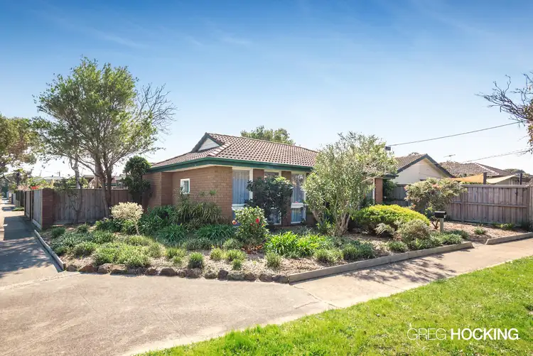 1 Lynn Street, Seaford VIC 3198