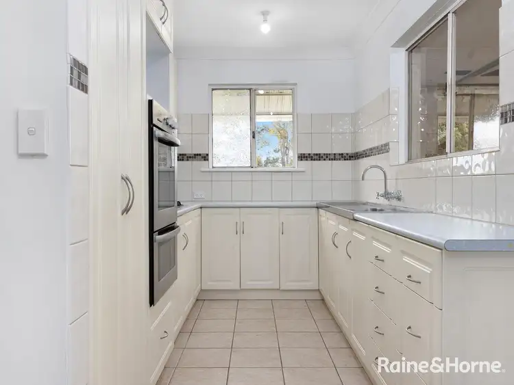 Third view of Homely house listing, 6 Pimelea Place, Pinjarra WA 6208