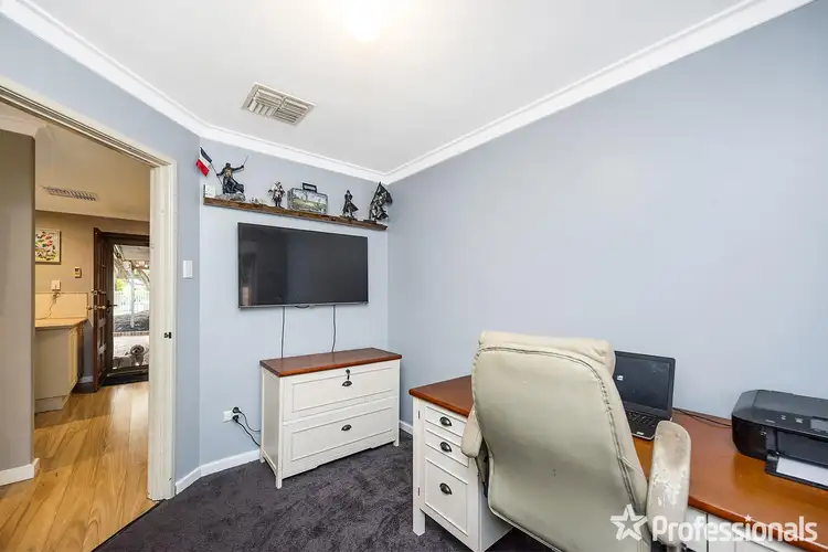 Sixth view of Homely house listing, 1 Oberon Grove, Mount Nasura WA 6112