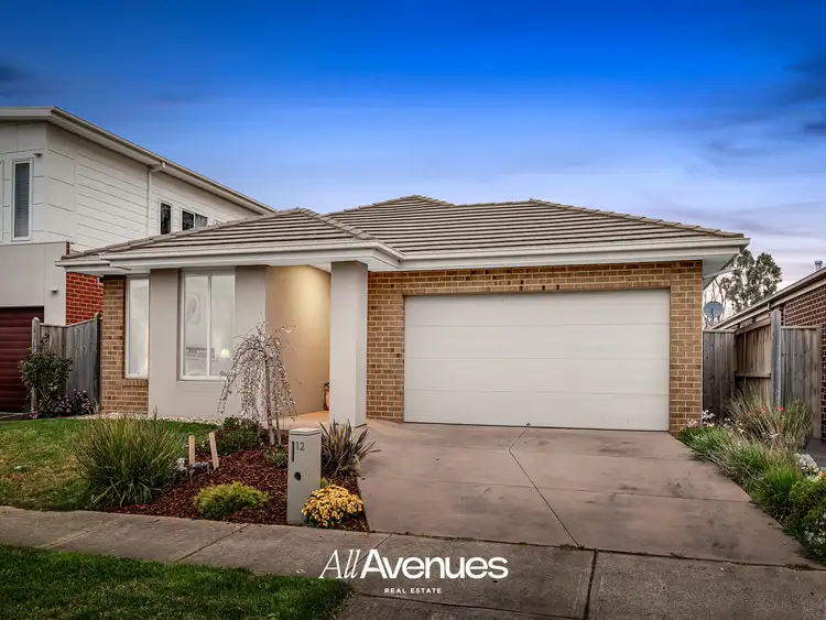 12 Fenway Boulevard, Clyde North VIC 3978