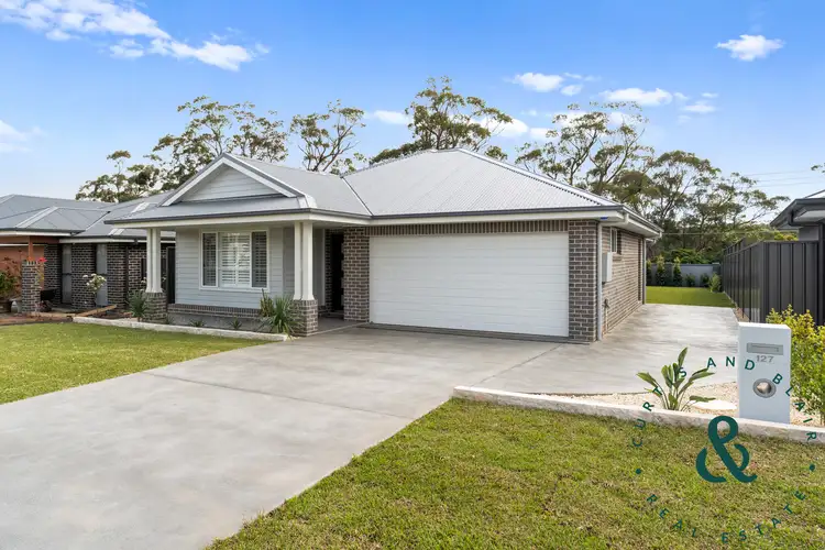 127 Macadamia Circuit, Medowie NSW 2318
