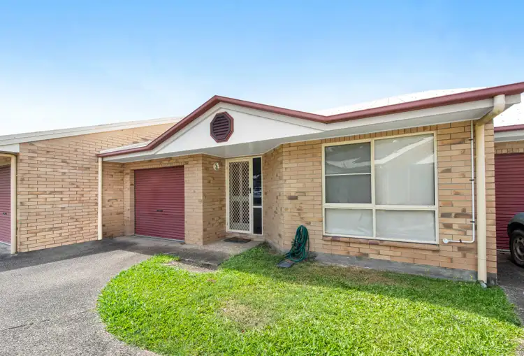 2/69 West Street, Sarina QLD 4737