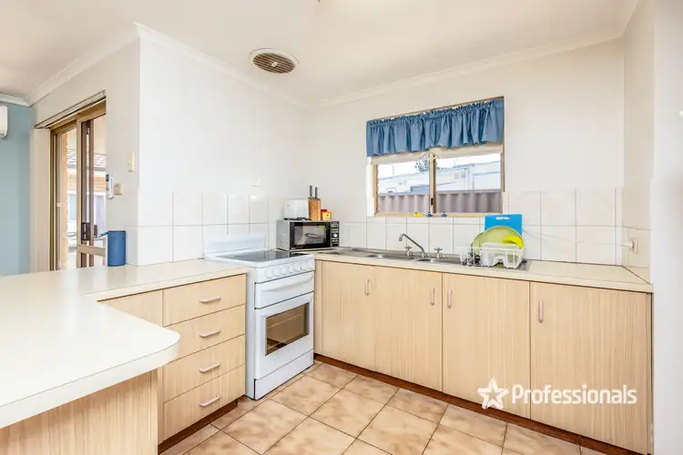 Sixth view of Homely semi-detached listing, 20 A & B Glass Crescent, Mahomets Flats WA 6530