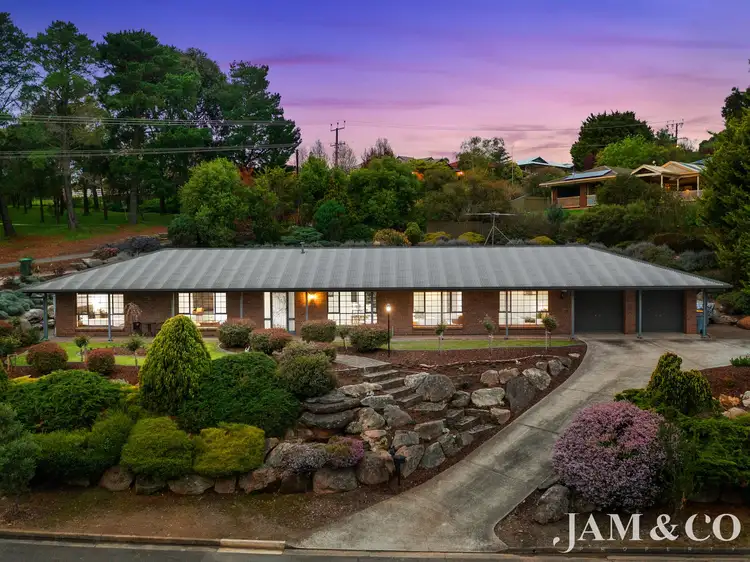 1 Nayook Grove