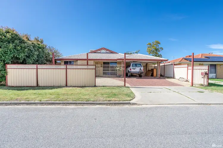 4 Emperor Close, Seville Grove WA 6112
