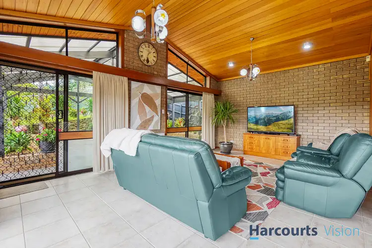 Fifth view of Homely house listing, 19 Surrey Drive, Keilor East VIC 3033