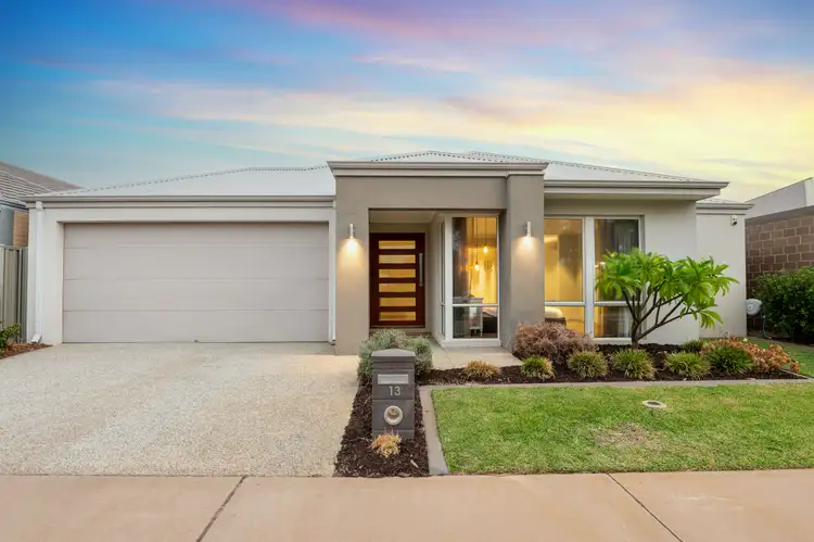 13 Gallipoli Avenue, Byford WA 6122