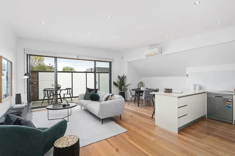 Fifth view of Homely apartment listing, 5/12 Francis Grove, Thornbury VIC 3071