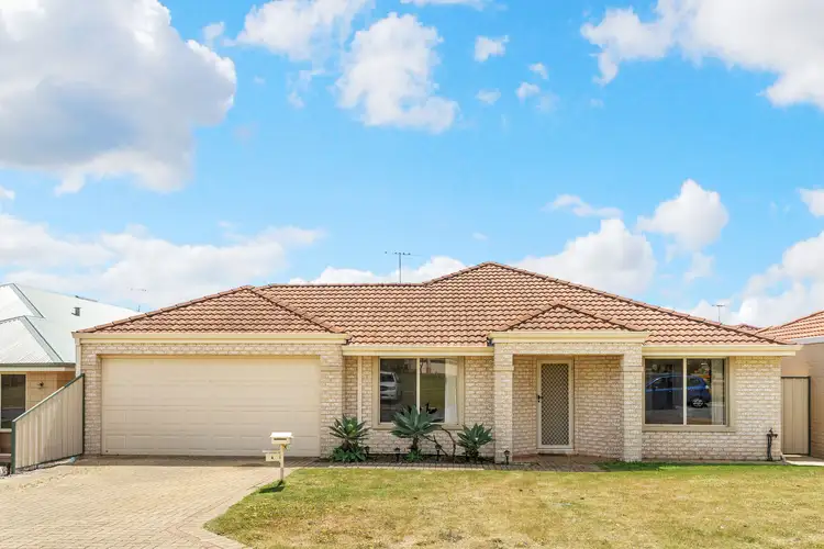 4 Gandossi Court, Success WA 6164