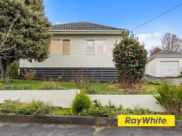 4 Blair Crescent