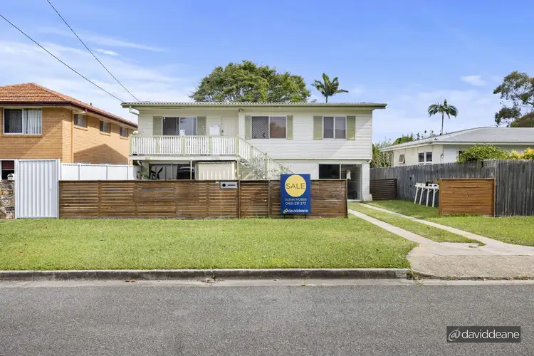 22 Kabura Street, Clontarf QLD 4019