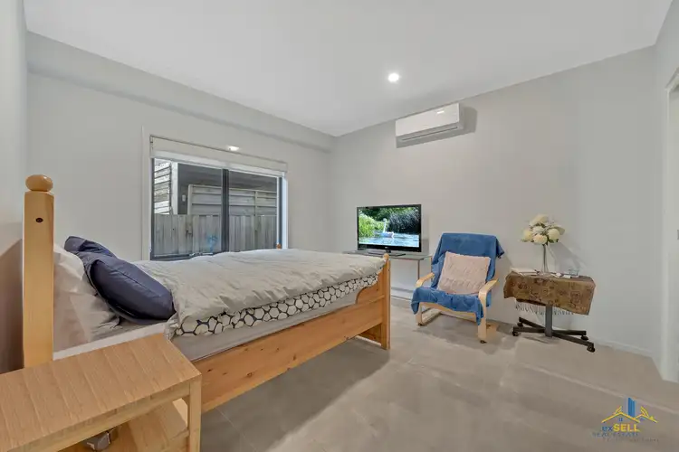 Sixth view of Homely unit listing, 2/43 Lurline Street, Cranbourne VIC 3977