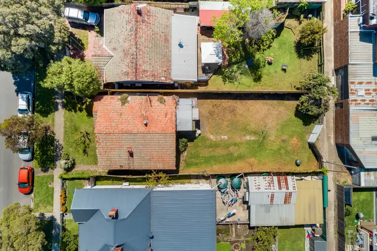 Fifth view of Homely house listing, 32 Home Road, Newport VIC 3015