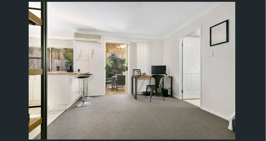 Main view of Homely townhouse listing, 6/10 Chapman Place, Oxley QLD 4075