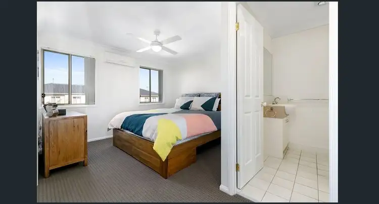Sixth view of Homely townhouse listing, 6/10 Chapman Place, Oxley QLD 4075