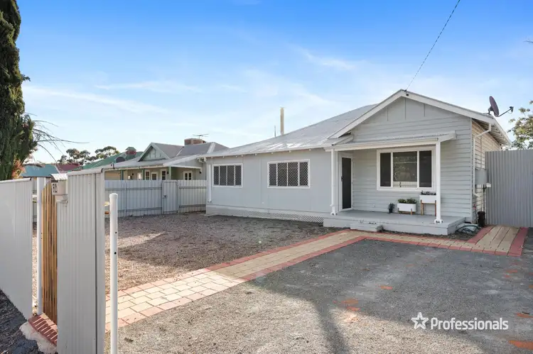 52 Ward Street, Lamington WA 6430