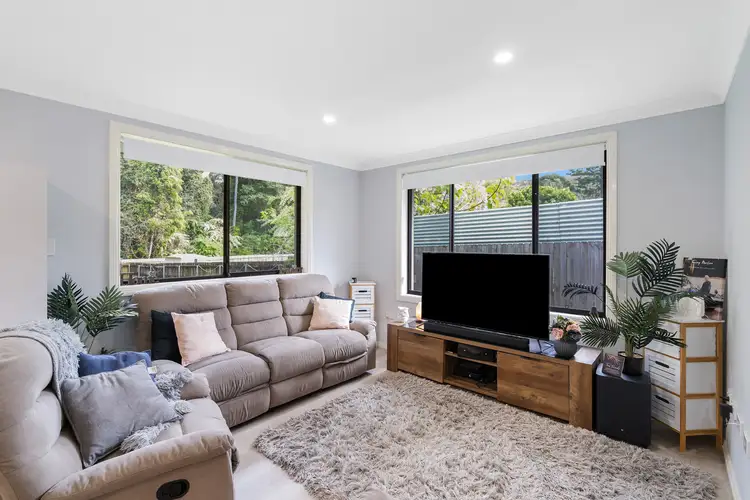 Second view of Homely house listing, 10 Sylvan Valley Close, Niagara Park NSW 2250