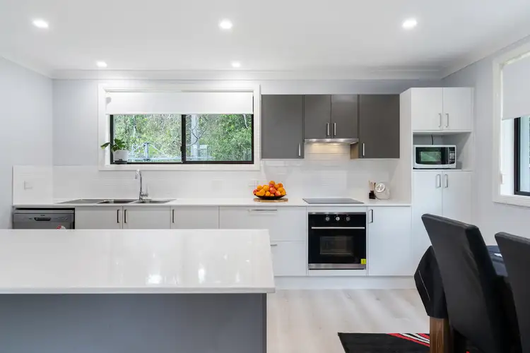 Third view of Homely house listing, 10 Sylvan Valley Close, Niagara Park NSW 2250