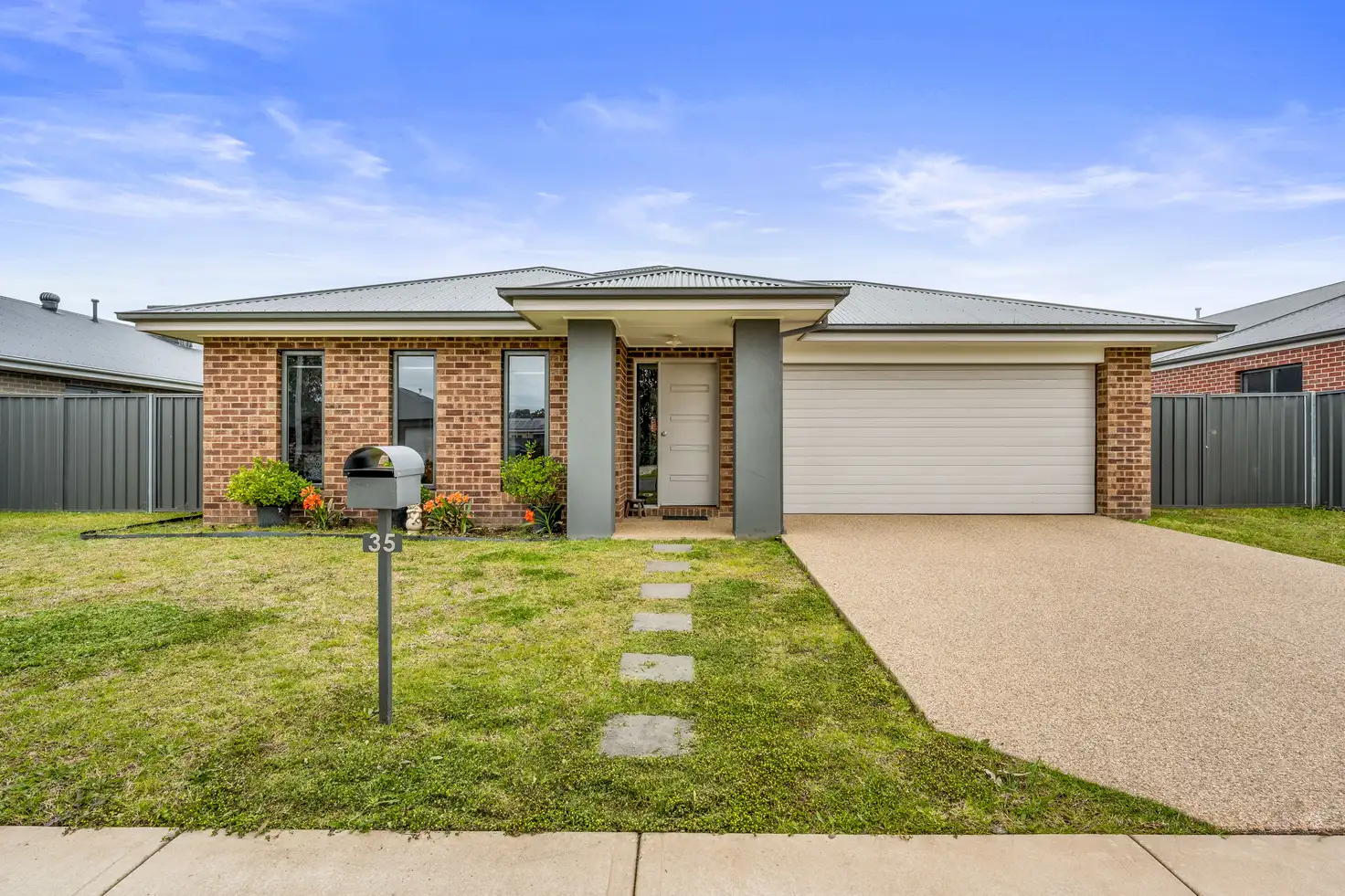Main view of Homely house listing, 35 Yarrabee Drive, Wirlinga NSW 2640