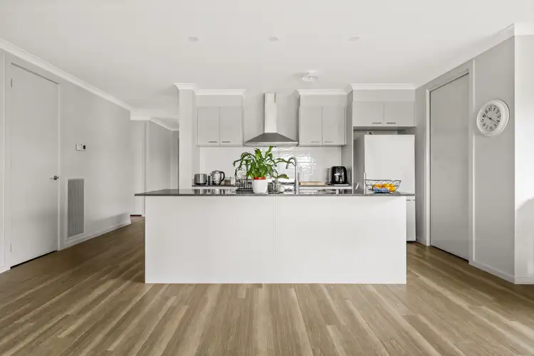 Second view of Homely house listing, 35 Yarrabee Drive, Wirlinga NSW 2640