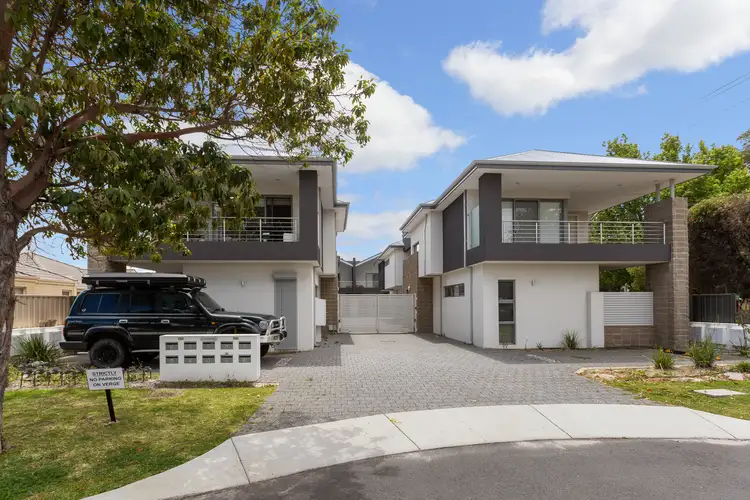 6/2 Croesus Street, Morley WA 6062