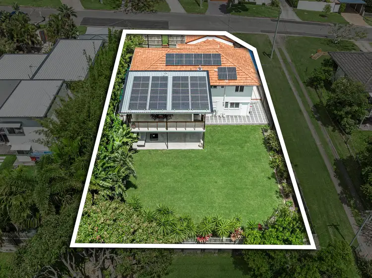 16 Ogilvie Street, Wynnum QLD 4178