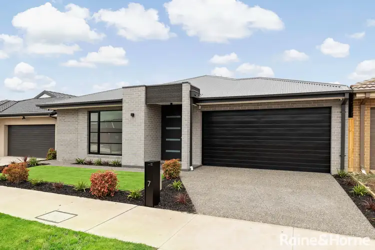 7 Biplane Way, Diggers Rest VIC 3427