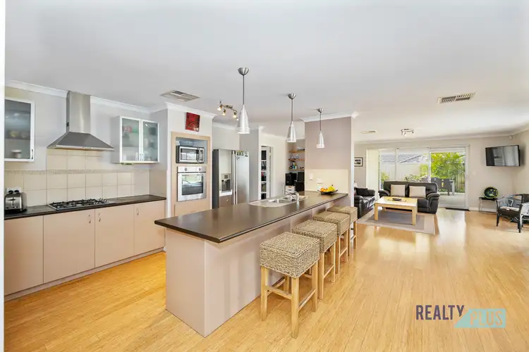 Second view of Homely house listing, 6 Bronzewing Link, Beeliar WA 6164