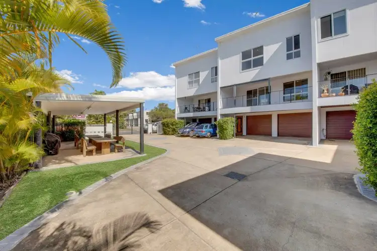 Main view of Homely unit listing, 2/30 Beach Avenue, Tannum Sands QLD 4680