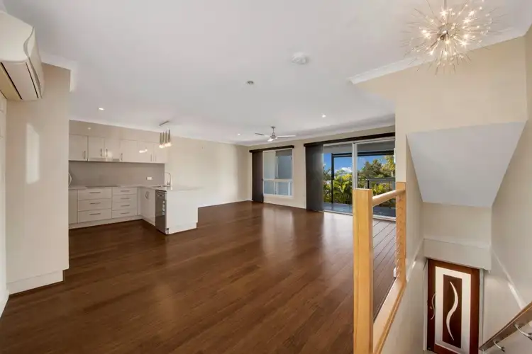 Fifth view of Homely unit listing, 2/30 Beach Avenue, Tannum Sands QLD 4680