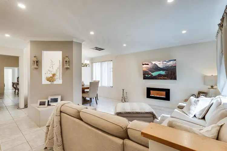 Sixth view of Homely house listing, 51 Cincotta Loop, Beeliar WA 6164